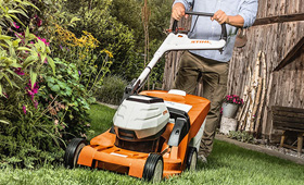 Akumulátorové sekačky